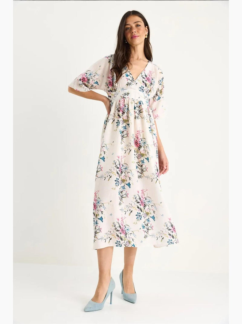 Vestido midi decote em v com cinto e estampado floral lucci Marfim - Kiabi