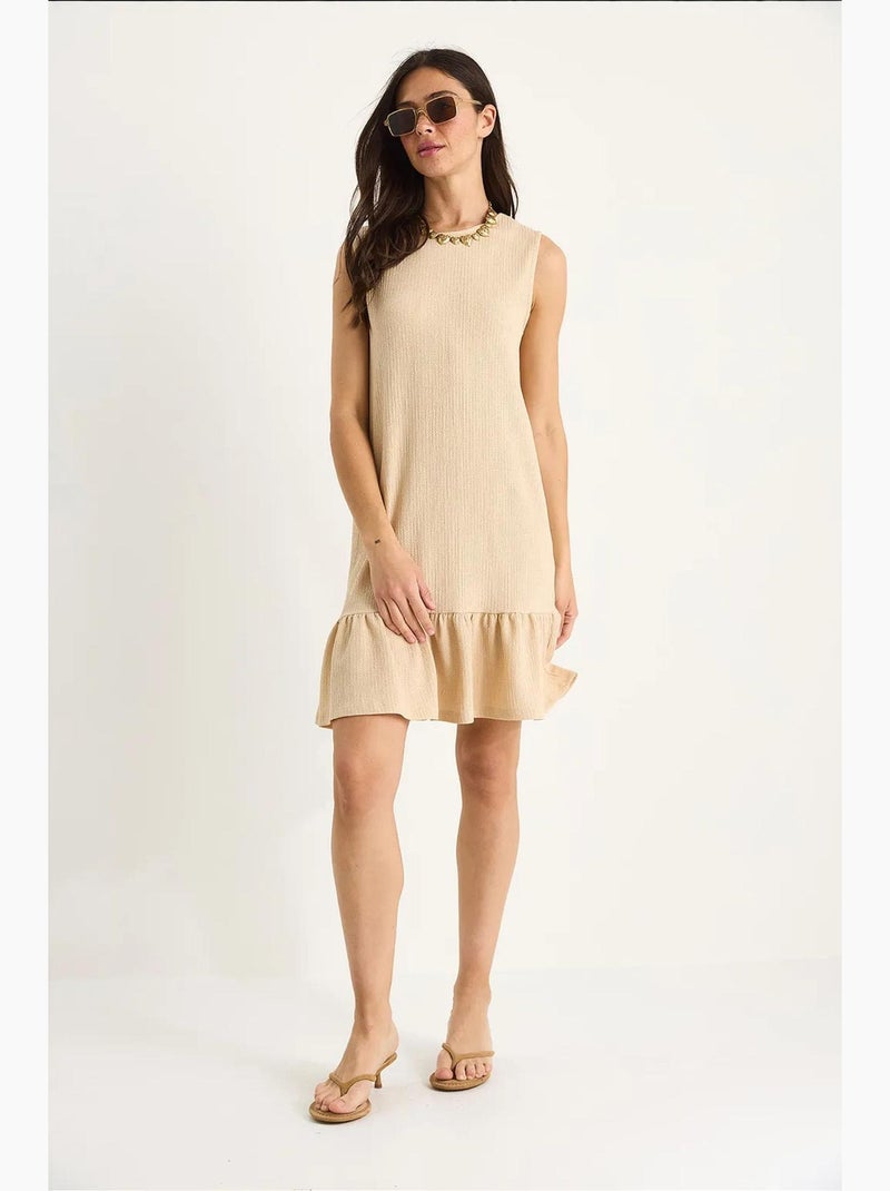 Vestido midi em crepe texturado com detalhe de folho lucci Bege-argila - Kiabi
