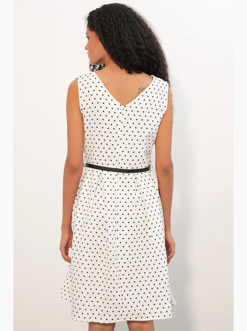 Vestido midi em linha a com bolas e cinto bdart Branco sujo - Kiabi