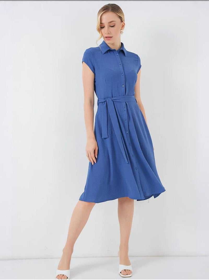 Vestido midi em linha a com colarinho de camisa, abotoamento e detalhe de viés bdart Azul-lago - Kiabi