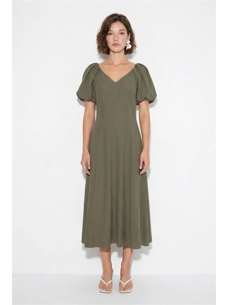 Vestido midi em linha a com decote em v e fecho de correr lucci Cáqui - Kiabi