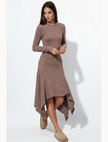 Vestido midi em linha a com gola redonda busem
