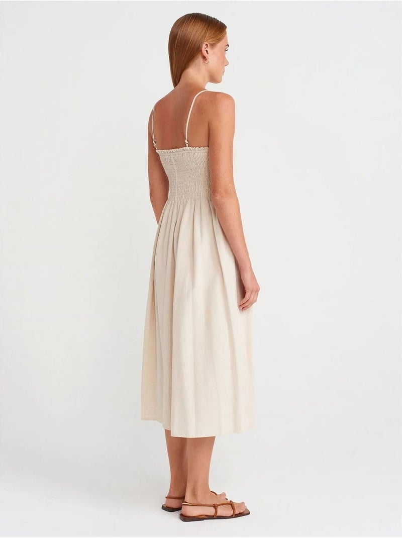 Vestido midi em linha a sem alças dilvin Creme - Kiabi