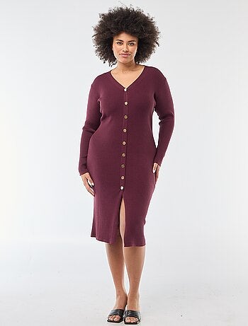 Vestido midi em malha grossa canelada estilo colete