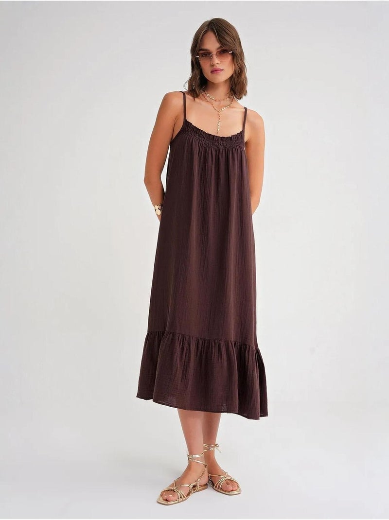 Vestido midi em musselina com detalhe de folhos mixray Castanho-chocolate - Kiabi