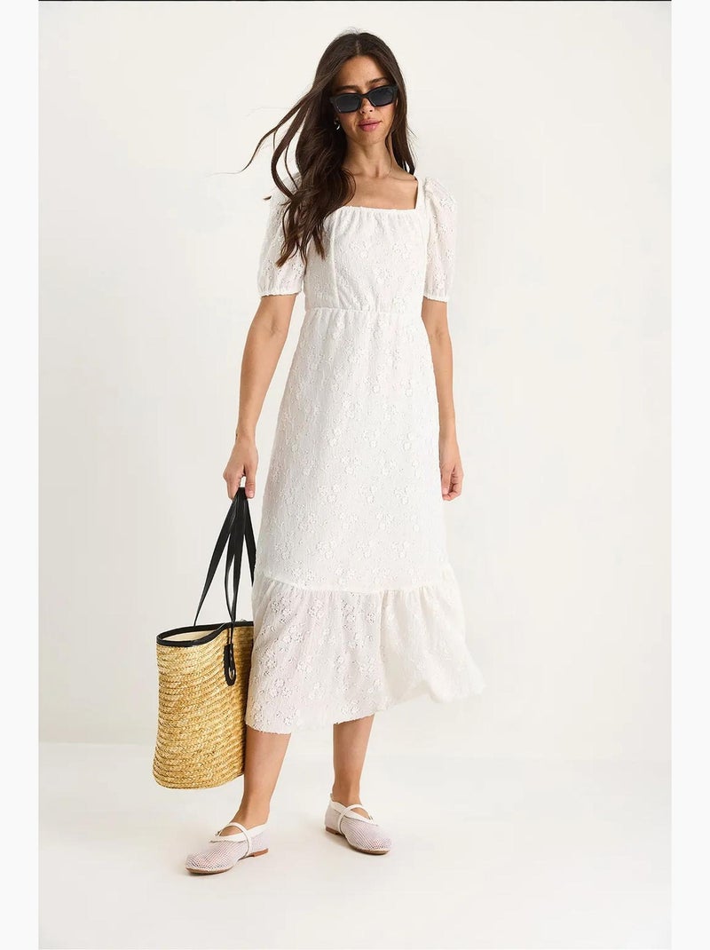 Vestido midi em renda com decote quadrado lucci Branco - Kiabi