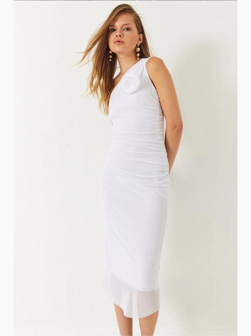Vestido midi em tule com forro e acessório de rosa removível lucci Branco - Kiabi