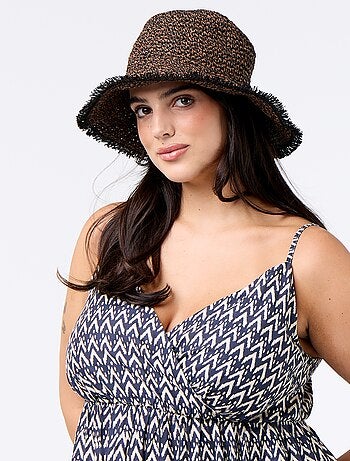 Vestido midi estampado com alças finas ajustáveis