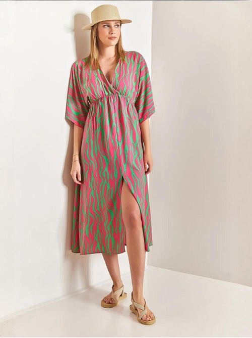 Vestido midi estampado com decote em v e racha lucci - Kiabi Vestido midi estampado com decote em v e racha lucci - Kiabi