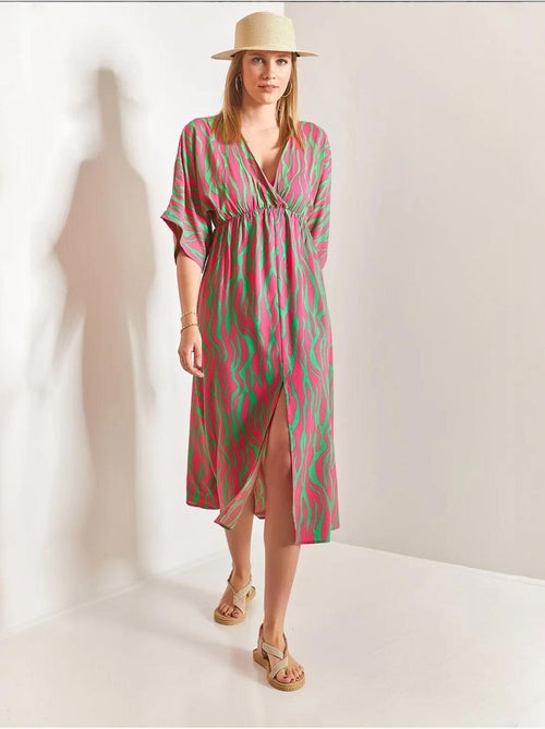 Vestido midi estampado com decote em v e racha lucci - Kiabi Vestido midi estampado com decote em v e racha lucci - Kiabi
