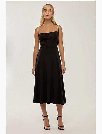 Vestido midi evasé com alças hiccup