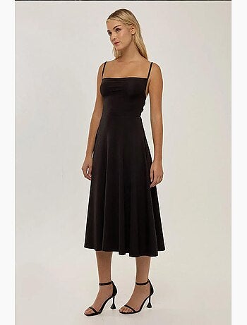 Vestido midi evasé com alças hiccup