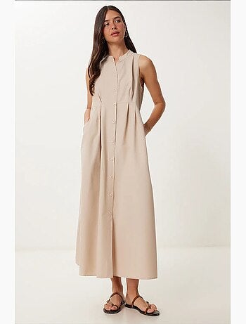 Vestido midi evasé sem mangas com gola mandarim istanbul