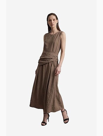 Vestido midi evasê sem mangas my fashion