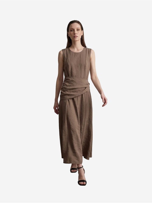 Vestido midi evasê sem mangas my fashion - Kiabi Vestido midi evasê sem mangas my fashion - Kiabi