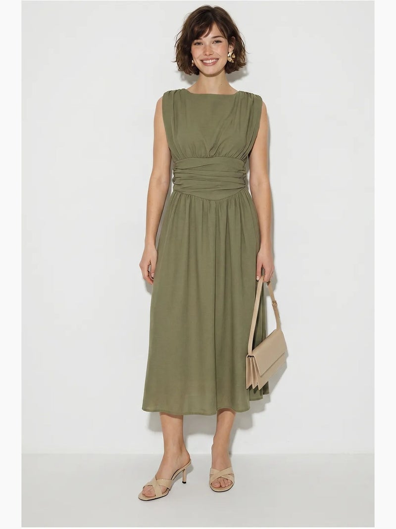 Vestido midi feminino sem mangas em linha a lucci Cáqui - Kiabi