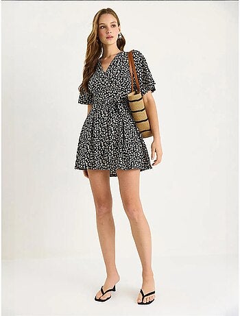 Vestido midi floral com decote em v e racha lucci
