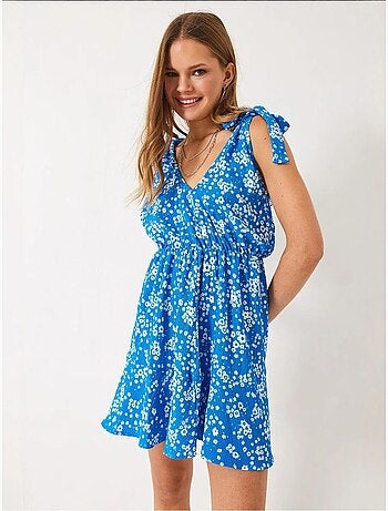 Vestido midi floral com folhos lucci
