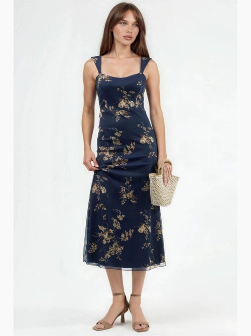 Vestido midi floral com gola em coração hiccup - Kiabi Vestido midi floral com gola em coração hiccup - Kiabi