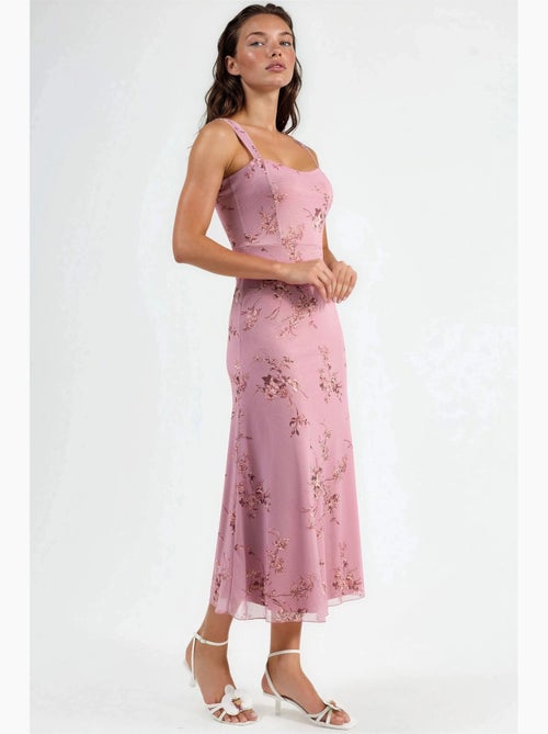 Vestido midi floral com gola em coração hiccup - Kiabi Vestido midi floral com gola em coração hiccup - Kiabi