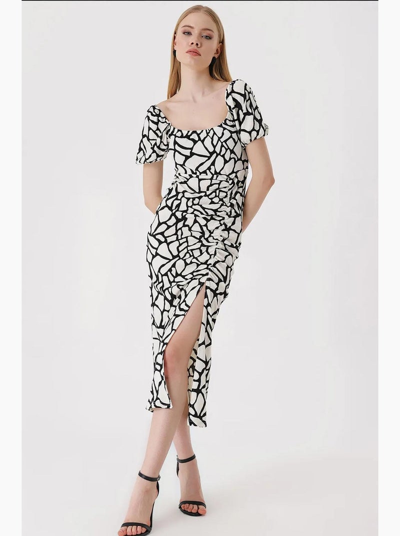 Vestido midi justo canelado com decote quadrado bdart Branco Preto - Kiabi