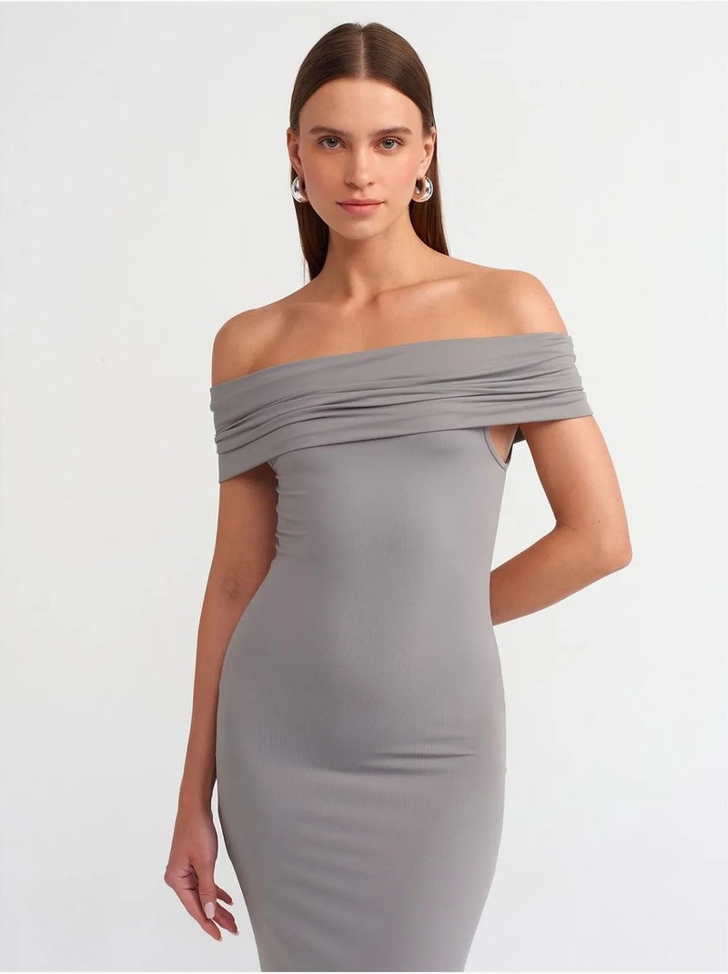 Vestido midi justo com decote barco dilvin Cinza - Kiabi