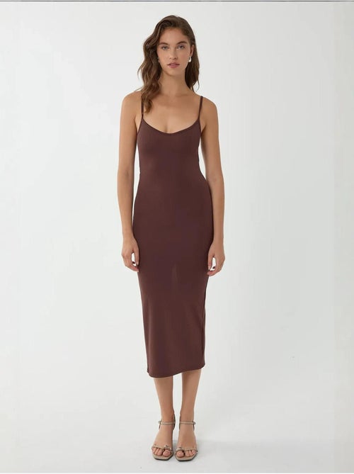 Vestido midi justo com decote em V e alças finas - Kiabi Vestido midi justo com decote em V e alças finas - Kiabi