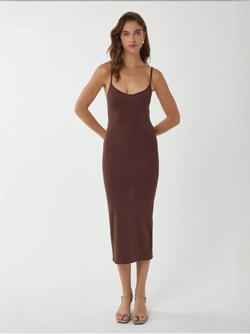 Vestido midi justo com decote em V e alças finas Castanho - Kiabi