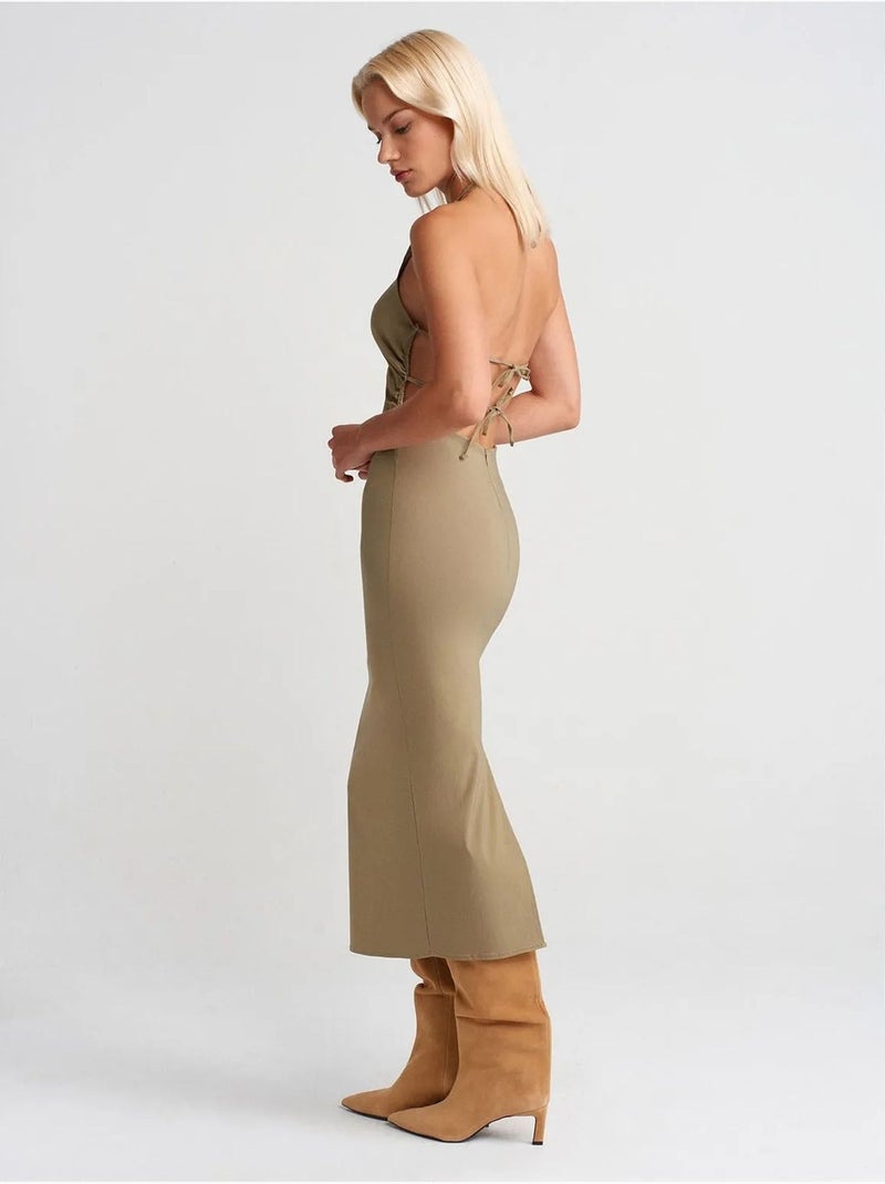 Vestido midi justo com decote halter dilvin Cáqui - Kiabi