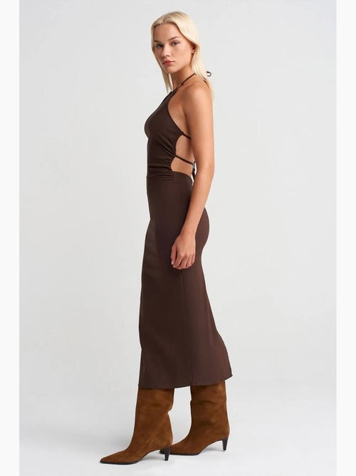 Vestido midi justo com decote halter dilvin - Kiabi Vestido midi justo com decote halter dilvin - Kiabi