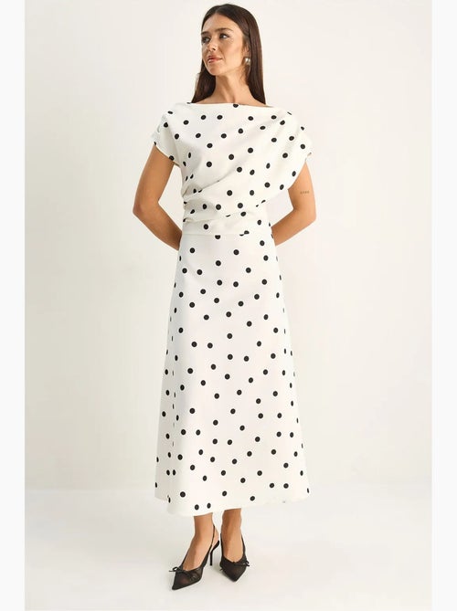 Vestido midi justo de bolinhas lucci - Kiabi Vestido midi justo de bolinhas lucci - Kiabi