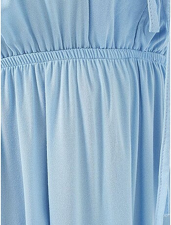 Vestido midi justo em a com decote em v e detalhe de vivo bdart