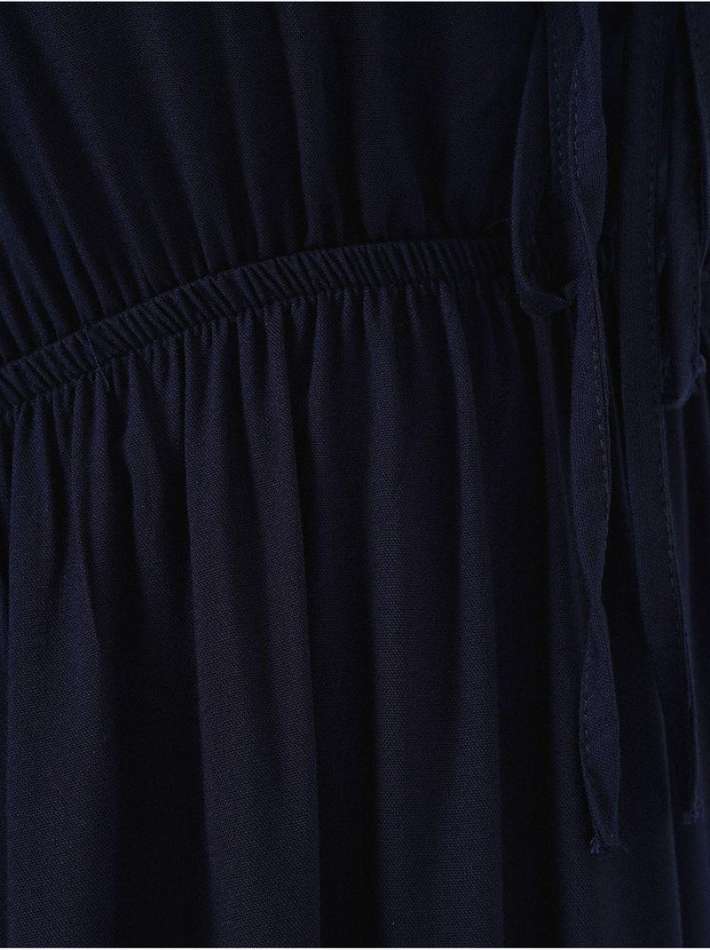 Vestido midi justo em a com decote em v e detalhe de vivo bdart Azul-marinho - Kiabi