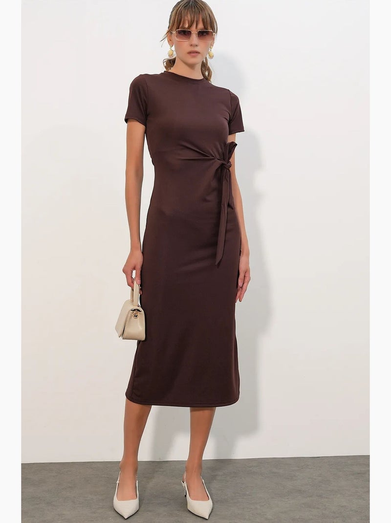 Vestido midi justo em jersey com detalhe de amarração bdart Castanho-chocolate - Kiabi