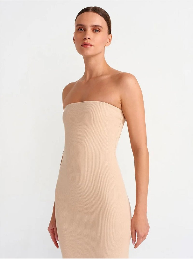 Vestido midi justo sem alças dilvin Bege-argila - Kiabi