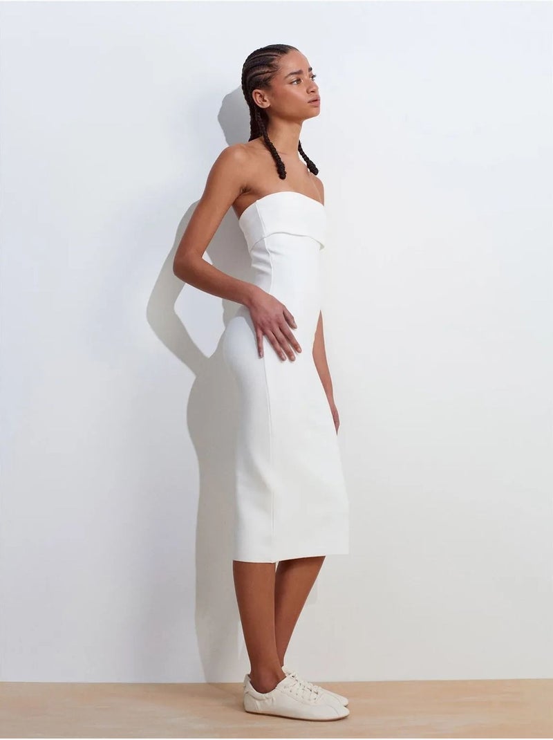 Vestido midi justo sem alças dilvin Branco - Kiabi