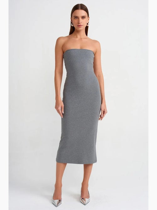 Vestido midi justo sem alças dilvin - Kiabi Vestido midi justo sem alças dilvin - Kiabi