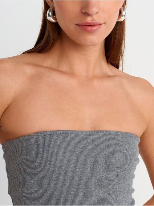 Vestido midi justo sem alças dilvin - Kiabi Vestido midi justo sem alças dilvin - Kiabi