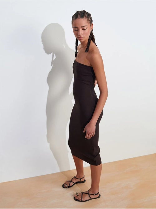 Vestido midi justo sem alças dilvin - Kiabi Vestido midi justo sem alças dilvin - Kiabi