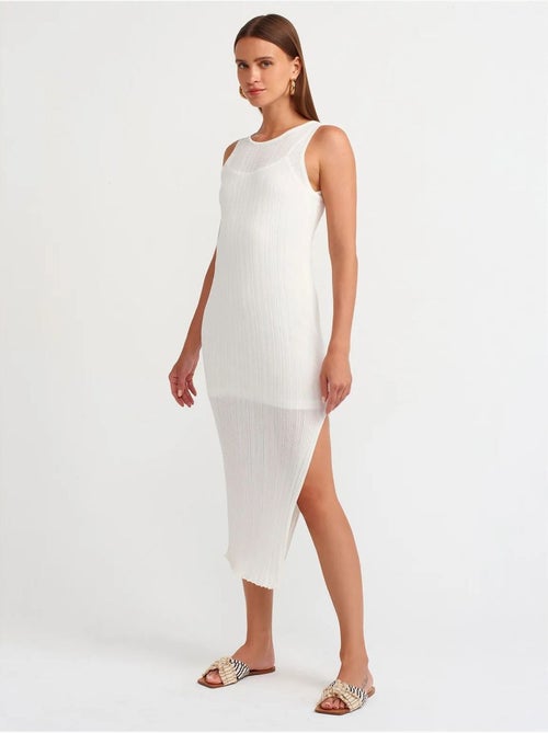 Vestido midi justo sem mangas canelado dilvin - Kiabi Vestido midi justo sem mangas canelado dilvin - Kiabi