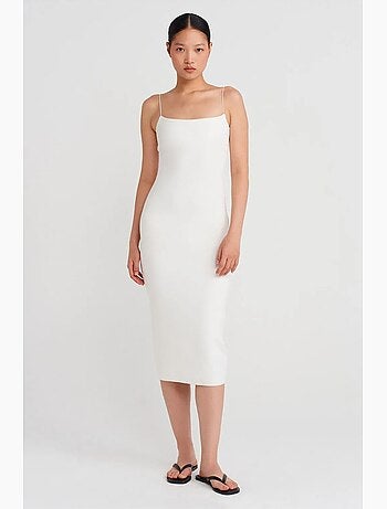 Vestido midi justo sem mangas com detalhe cut-out dilvin