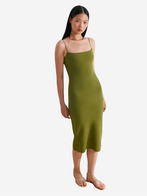 Vestido midi justo sem mangas com detalhe cut-out dilvin - Kiabi Vestido midi justo sem mangas com detalhe cut-out dilvin - Kiabi