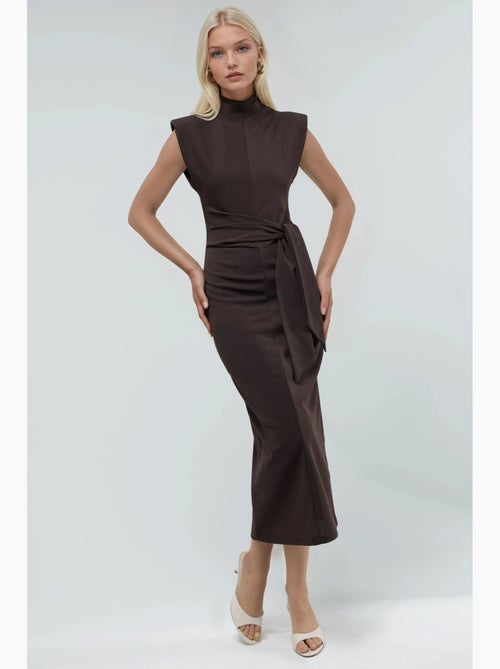 Vestido midi justo sem mangas com detalhe de atar busem - Kiabi