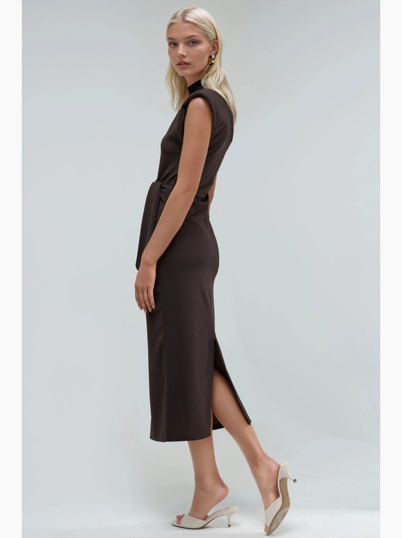 Vestido midi justo sem mangas com detalhe de atar busem Castanho-escuro - Kiabi