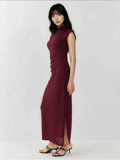 Vestido midi justo sem mangas com gola redonda e fecho de correr - Kiabi Vestido midi justo sem mangas com gola redonda e fecho de correr - Kiabi