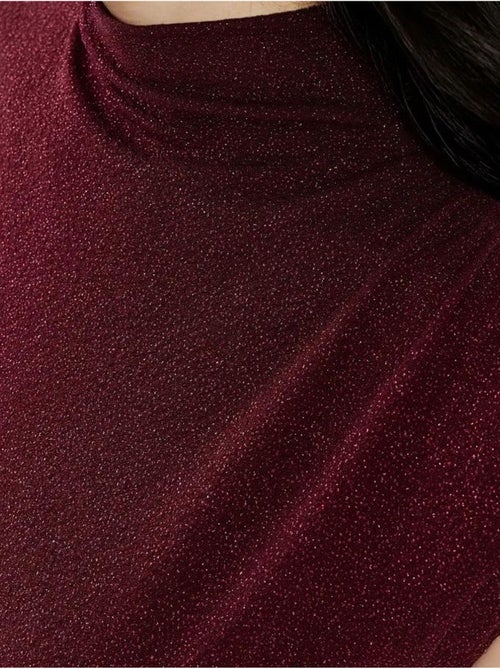 Vestido midi justo sem mangas com gola redonda e fecho de correr - Kiabi Vestido midi justo sem mangas com gola redonda e fecho de correr - Kiabi