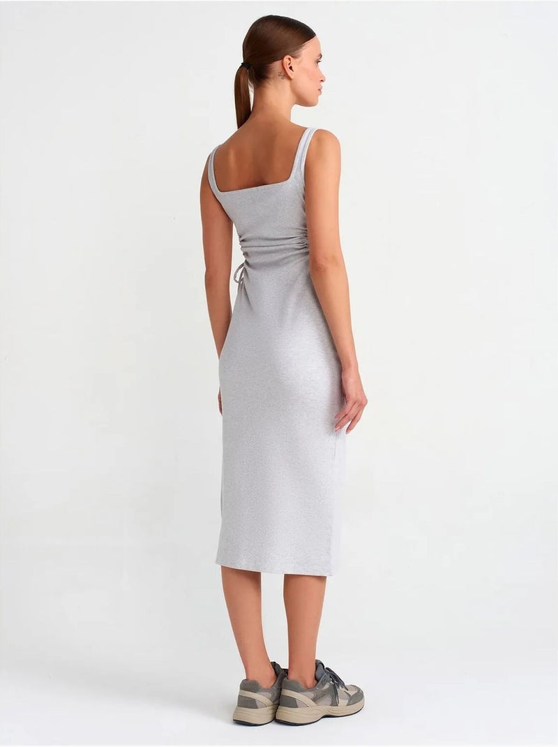 Vestido midi justo sem mangas com recorte dilvin Cinza claro - Kiabi