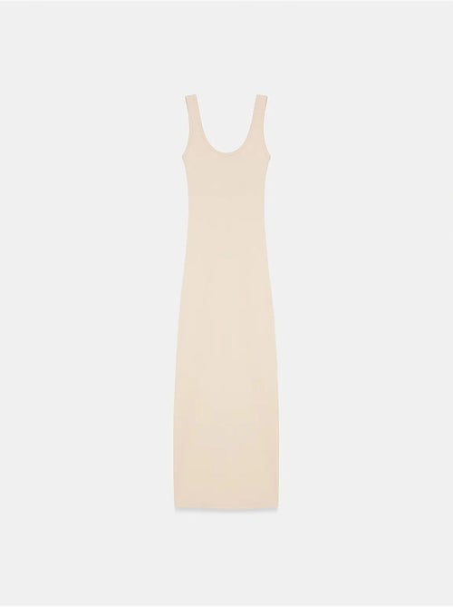 Vestido midi justo sem mangas dilvin - Kiabi Vestido midi justo sem mangas dilvin - Kiabi