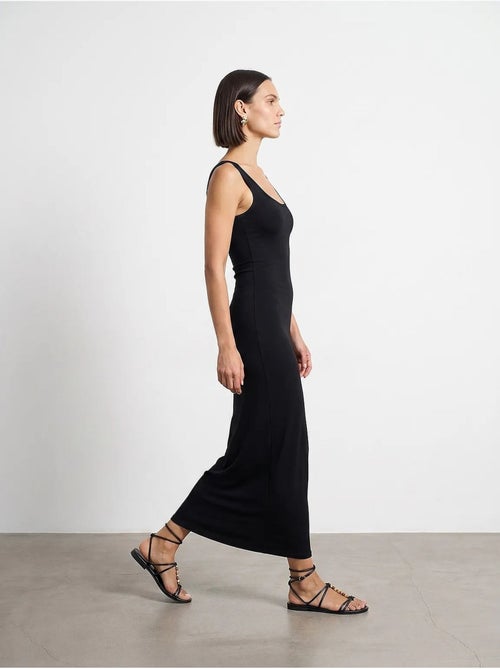 Vestido midi justo sem mangas dilvin - Kiabi Vestido midi justo sem mangas dilvin - Kiabi