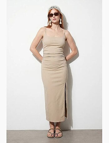 Vestido midi justo sem mangas para mulher dilvin